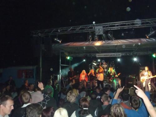 Již druhý koncert skupiny Parkán v místním kempu 2011 